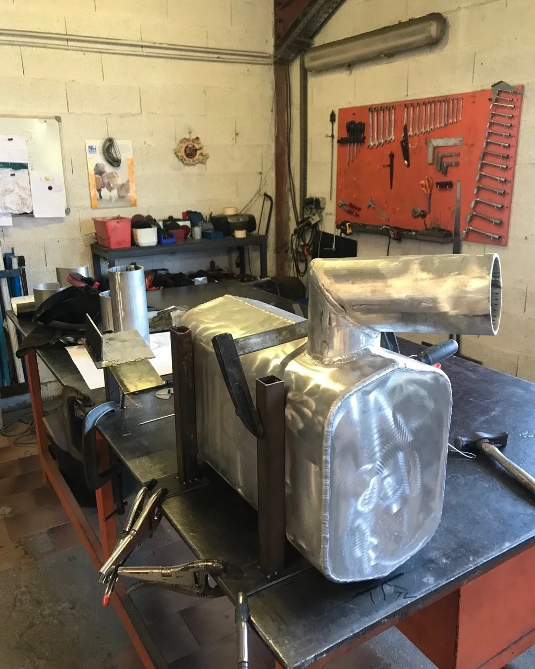 Photographie réelle de l’atelier AZER INOX — vue 4